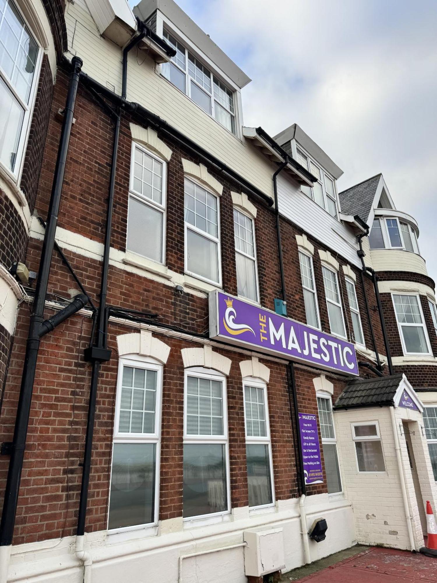 The Majestic Bed and Breakfast Great Yarmouth Eksteriør billede