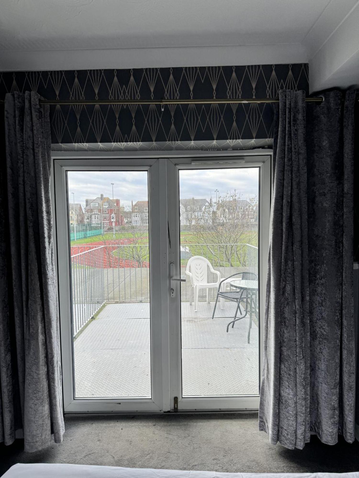 The Majestic Bed and Breakfast Great Yarmouth Værelse billede